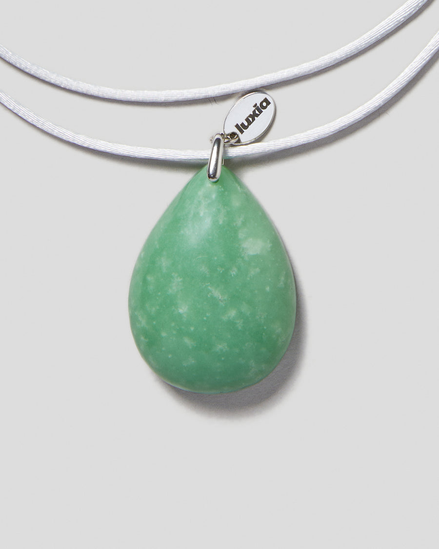 GUIJARRO DE JADE
