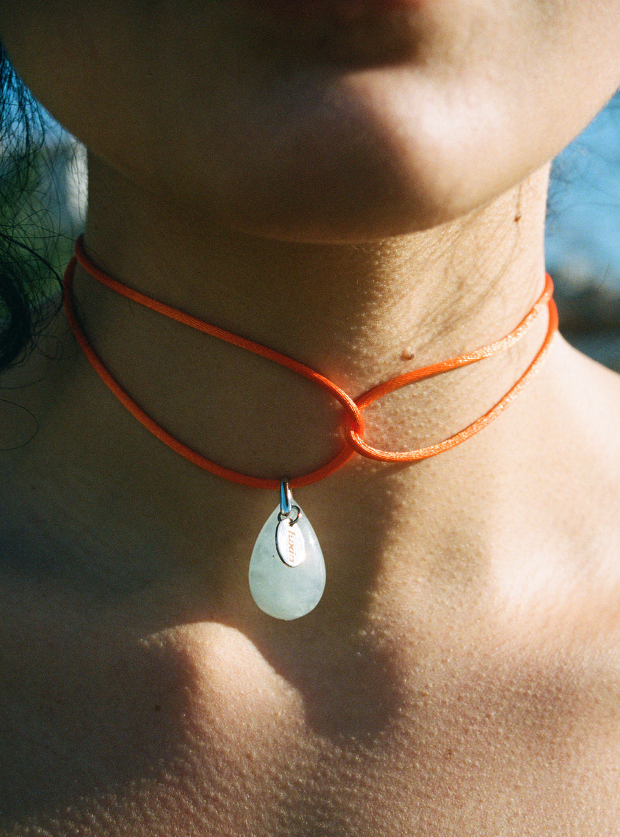 PEQUEÑA GOTA DE AGUAMARINA